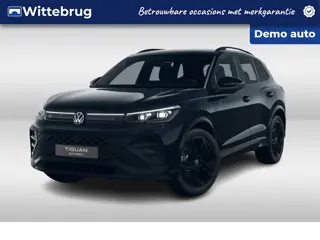 Volkswagen Tiguan 1.5 eHybrid R-Line Edition DSG Automaat Trekhaak inklapbaar / Panoramaschuif-kante