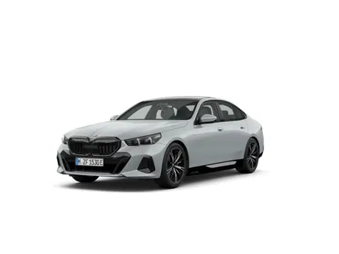 BMW 5 Serie 530e | M-Sport Pro | 20'' | Panorama. | Comf. stoel. + vent. | Head-Up | Comf. Acc. | Pa