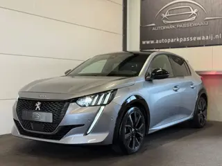 Peugeot 208 1.2 PureTech GT-Line Pano, ACC, Apple Carplay, Virtual Cockpit, Sfeerverlichting, 360­° 