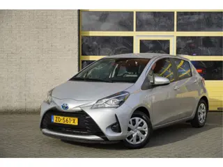 Toyota Yaris 1.5 Hybrid Automaat! Active BJ2019 Led | Navi (niet vrijgeschakeld) | Achteruitrijcamer