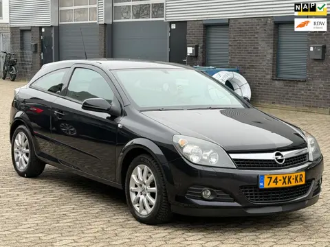 Opel Astra GTC 1.8 Temptation AIRCO CRUISE NAP nieuw APK