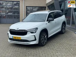 Skoda KODIAQ 1.5 TSI PHEV Sportline Business Pano Schuifdak 225pk 20Inch Sportstoelen