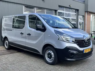 Renault Trafic 1.6 dCi T29 L2H1 DC Marge Btw / Bpm vrij Airco Cruise controle Navigatie 5 persoons D