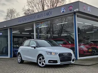 Audi A1 Sportback 1.0 TFSI uniek ! (bj 2016)