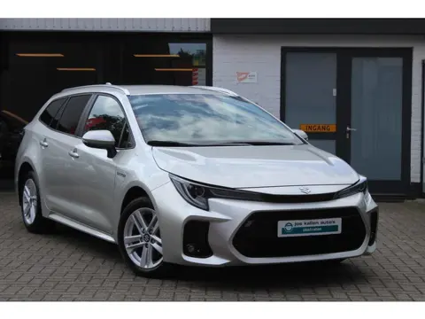 Suzuki Swace 1.8 Hybrid Style Bliss, Carplay Navi, Clima, Camera, Cruise, NIEUWSTAAT.