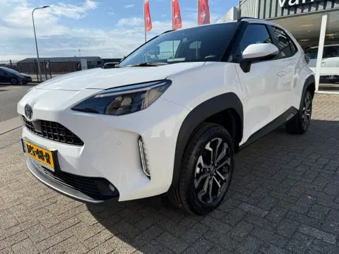 TOYOTA YARIS CROSS 1.5 Hybrid 130 Dynamic RIJKLAAR MET GARANTIE