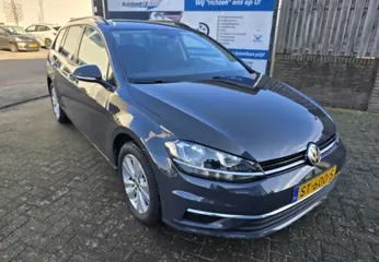 VOLKSWAGEN GOLF 1.0 TSI Comfortline / Wagon / Autom. / Navi / PDC / Cruise / Climate 
