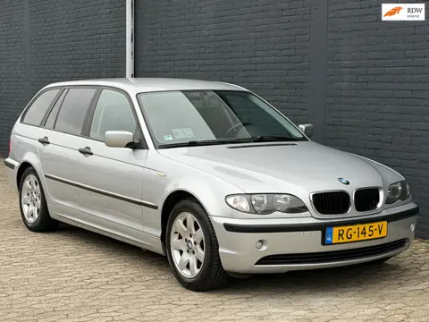 BMW 3-serie Touring 318i CLIMA CRUISE PDC NIEUW APK NAP