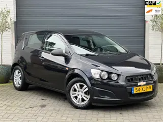 Chevrolet Aveo 1.2 LS | 68513KM | NAP | Airco | Cruise | Leder | Nw. APK | ISOFIX | Nette Auto |