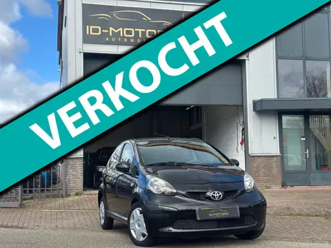 Toyota Aygo 1.0-12V + nap apk airco nieuwe koppeling set