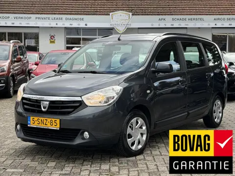 Dacia Lodgy 1.2 TCe Lauréate 5p. AIRCO | TREKHAAK | BOVAG !!