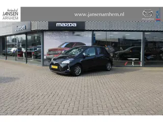 Toyota Yaris 1.5 Hybrid Dynamic , Automaat, All Season, Camera, Navi, Clima, Cruise, LMV 15 Inch, Bl