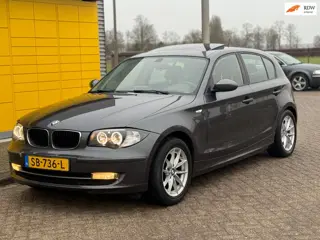 BMW 1-serie 116i Introduction Bj 2008 Schuifdak ECC Airco Navigatie