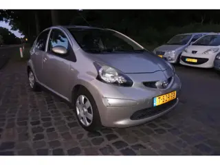 Toyota Aygo 1.0-12V 5 drs 206 dkm nw apk 31-5-2026