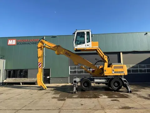 Liebherr A 904 (bj 2001)