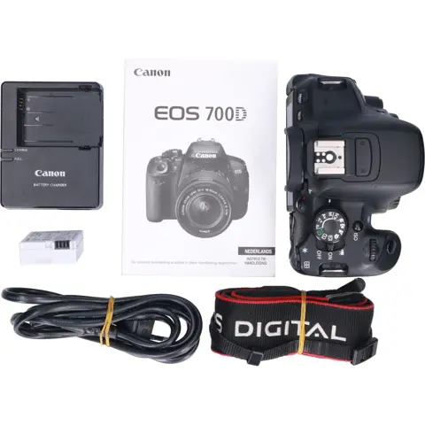 Tweedehands Canon EOS 700D - Body CM6165