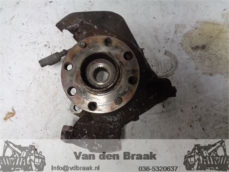 Fiat Grande Punto 1.4 8V 2006-2011 Fusee links voor
