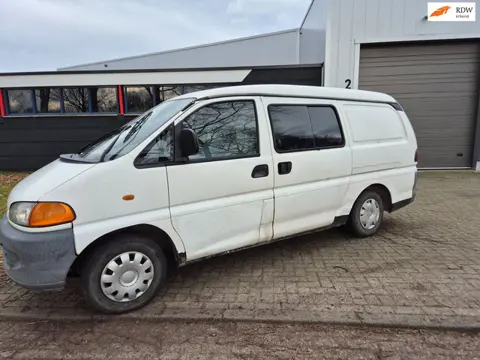 Mitsubishi L 400 L400 L 400 HI ACE 2.4 DIESEL MANUEEL GOOD CAR 1997