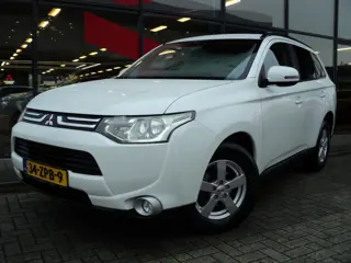 Mitsubishi Outlander 2.0 Intense AUTOMAAT (bj 2013)