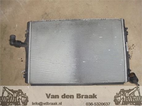 Volkswagen Golf 1.6 TDi 2008-2012 Radiateur