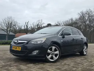 Opel Astra 1.4 Turbo Sport (bj 2011)