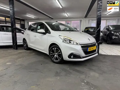 Peugeot 208 1.2 PureTech Blue Lion 1e eigenaar dealer onderhouden