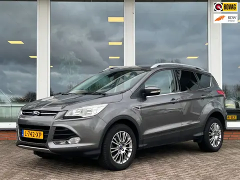 Ford Kuga 1.6 Titanium Plus - Leder - Clima - PDC - Trekhaak - LM