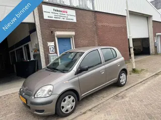 Toyota YARIS ; 1.3 16V VVT-I 5-DRS NETTE YARIS AIRCO&NAP