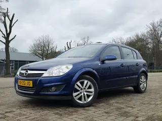Opel Astra 1.6 Cosmo (bj 2008)