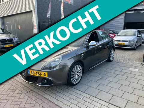 Alfa Romeo Giulietta 1.4 T Distinctive 1e Eigenaar! Airco NAP APK