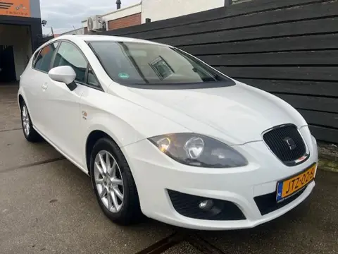 Seat Leon 1.4TSI BUSSINES/EERSTE EIGERNAAR/VOLLEDIG SERVICE ONDERHOUD!/APK TOT 07-2027!/NETTE AUTO