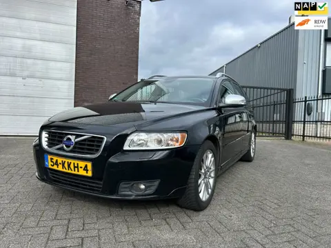 Volvo V50 2.4 D5 Edition II automaat,leer,navi,apk