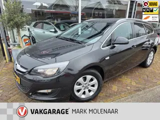 Opel Astra Sports Tourer 1.4 Turbo Edition,trekhaak,navigatie