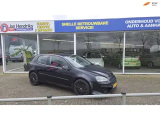 Volkswagen Golf 1.6 FSI Sportline