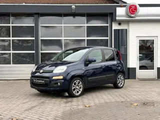 Fiat Panda Lounge 0.9 TWA | 3 persoons achterbank | Trekhaak |