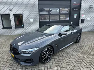 BMW 8 Serie M850i xDrive High Executive *CARBON*NEK VERW*HEAD-UP*FULL OPTION!!!