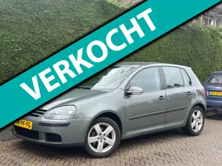 Volkswagen Golf 1.6 FSI Comfort RIJDGOED/6BAK/AIRCO/APK 8-26