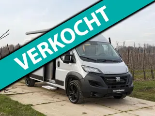 Pössl Summit Shine 600 L Lithium / Solar / Omvormer / 18inch / Uitschuifbaar rek garage / Aangepaste