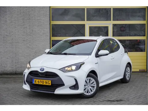 Toyota Yaris 1.5 Hybrid Automaat! Active BJ2021 Achteruitrijcamera | Navi | Climate control | Cruise