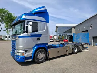 Scania R580 V8 / RETARDER / LIFT+LENKACHSE / FULL-AIR / PLATFORM 2000 KG / NAVI / LEATHER / AIRCO / 