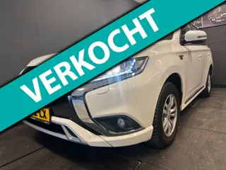 Mitsubishi Outlander 2.4 PHEV Pure CARPLAY NL BTW AUTO LM RIJKLAAR.