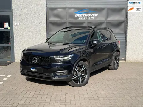 Volvo XC40 1.5 T5 Recharge R-Design | PANO-SCHUIFDAK | 360 C | 262 PK | VOL!