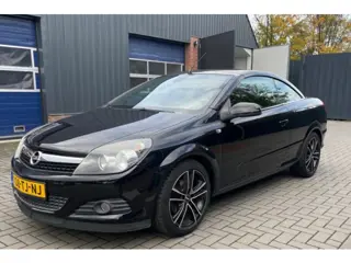 Opel Astra TwinTop 1.8 Cosmo-dak werk niet