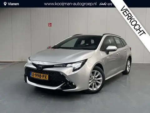 Toyota Corolla Touring Sports Hybrid 140 Active met 4 nieuwe all season
