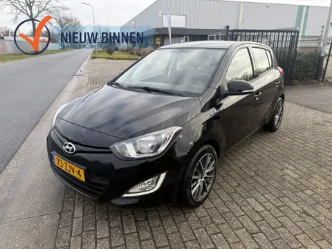 Hyundai i20 1.2i i-Motion*KOPPELINGNIEUW*NETTEAUTO*NIEUWAPK*
