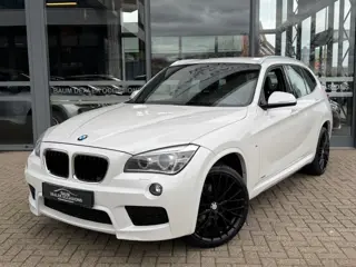 BMW X1 SDRIVE20I HIGH EXEC.M SPORT AUTOMAAT LEER NAVI PDC