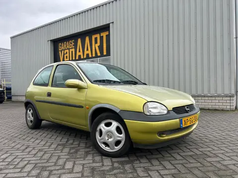 Opel Corsa 1.4i-16V Strada | AUTOMAAT | APK 03-2027 |