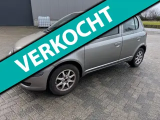 Toyota Yaris 1.0 VVT-i Terra Airco Trekhaak APK