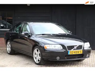 Volvo S60 2.4 Drivers Edition Xenon/Leer/Navigatie/Parkeersensor