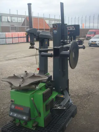 Bandenapparaat met hulparm Bosch TCE4420 12 tot 23